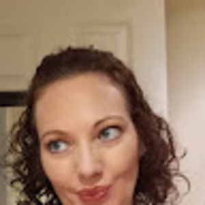 Meet your Posher, Stacie